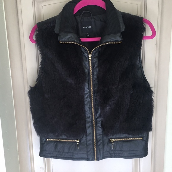 Rampage Leather and Fur Vest size Large - Picture 2 of 8
